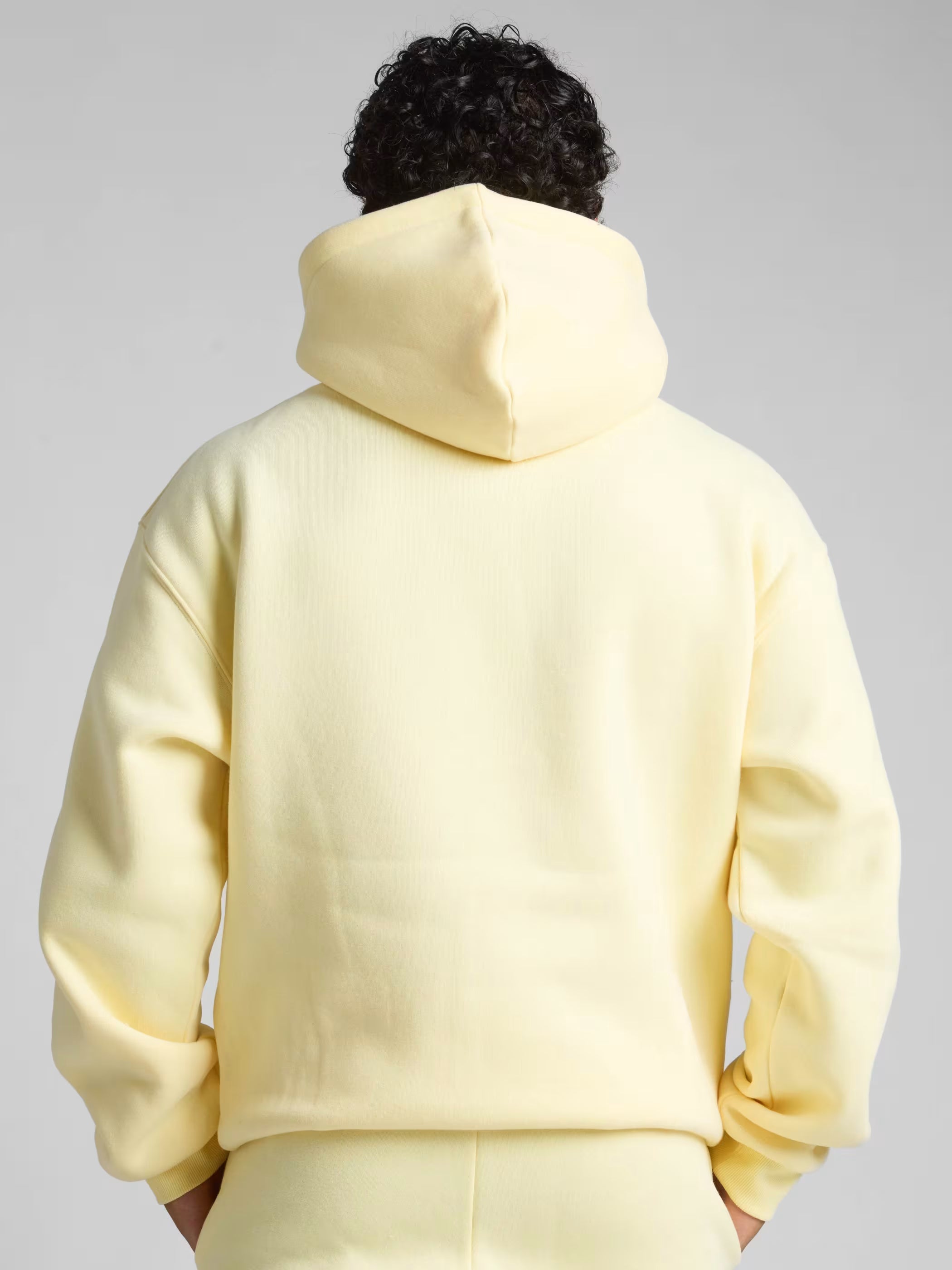 Comfrt Minimalist Oversized Hoodie | Super Soft & Lightly Weighted – Cozy Streetwear for Lounging, Layering & Everyday Comfort