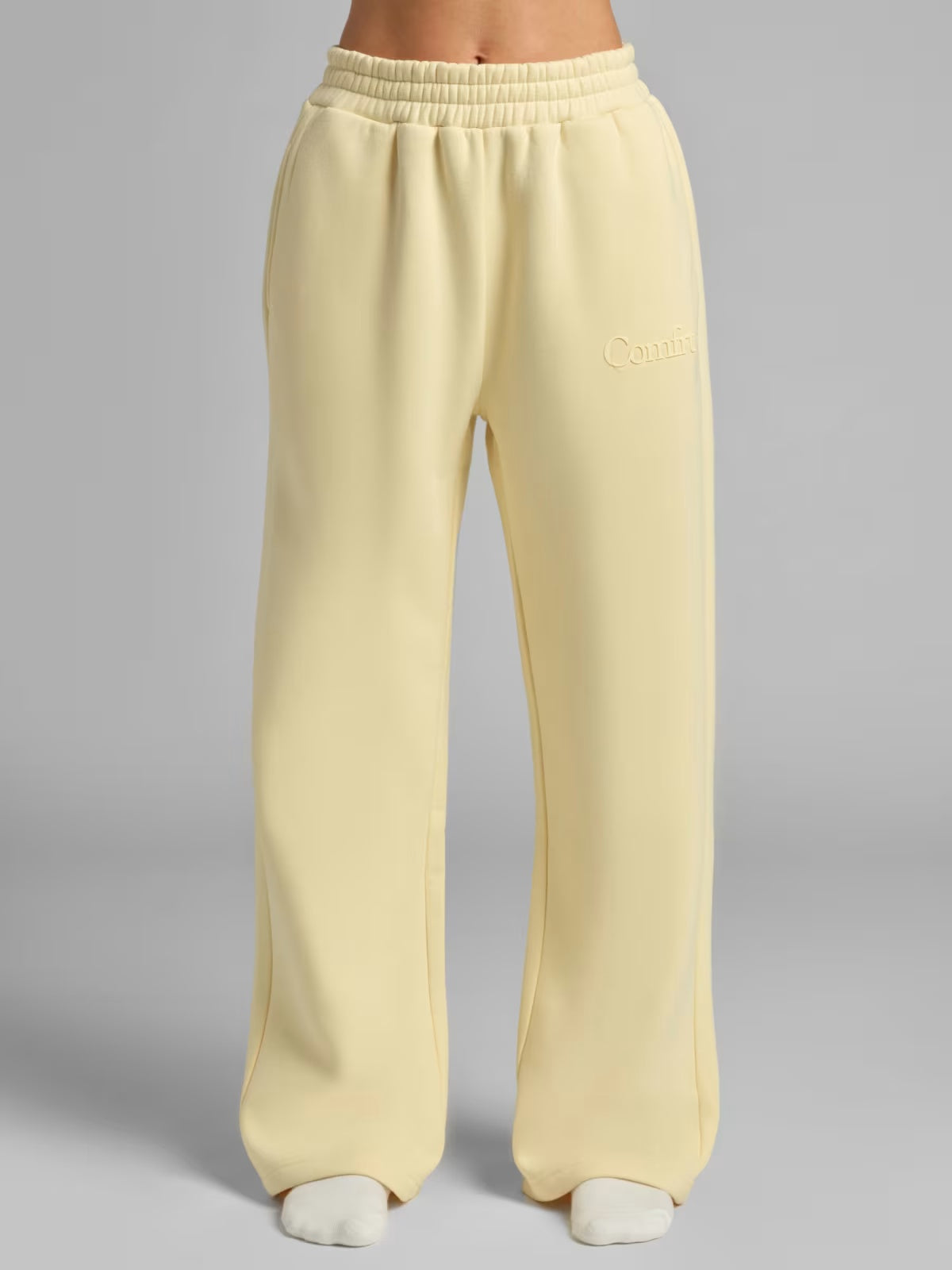 Comfrt Minimalist Straight Leg Sweatpants | Stretchy Athleisure Bottoms with Relaxed Fit – Casual Comfort for Everyday Wear